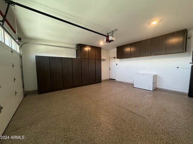 Building Photo - 82 N 197th Ln