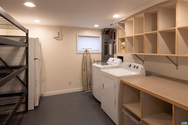 Building Photo - 1219 Gordon Ave