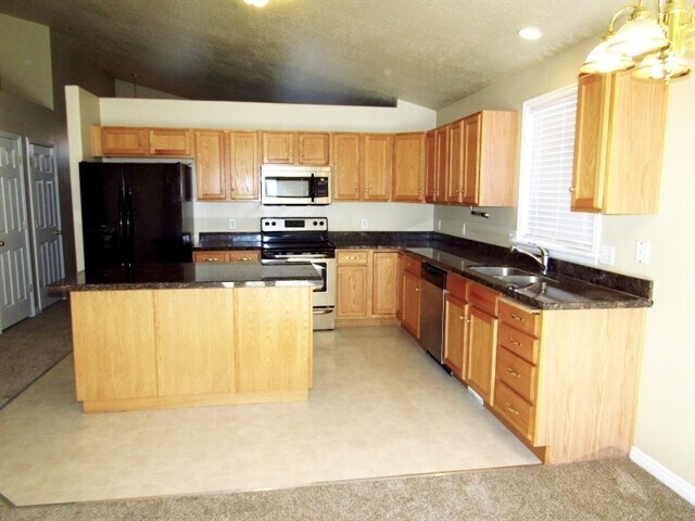 Building Photo - 122 N Crystal Bay Drive