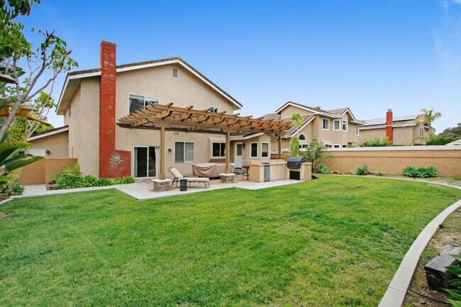 Building Photo - 3 Bed 2 1/2 Bath | 2 Story Home Lactated in Chapparrosa Park, Palisades, Laguna Niguel