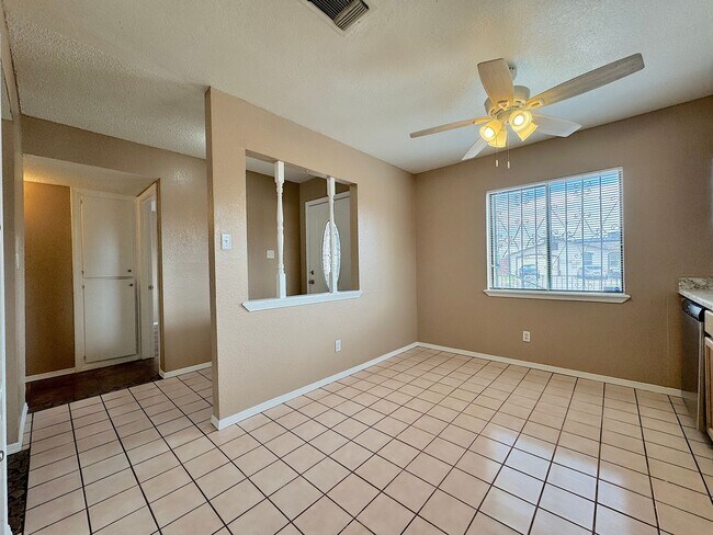 Building Photo - Northeast El Paso 3 Bed Refrig A/C with Pool!