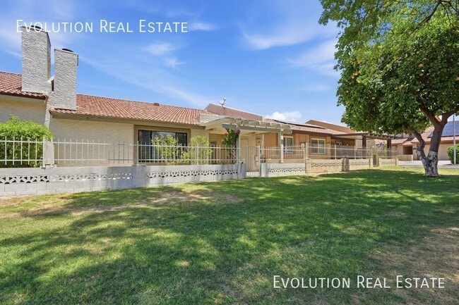 Building Photo - 2329 N Recker Rd