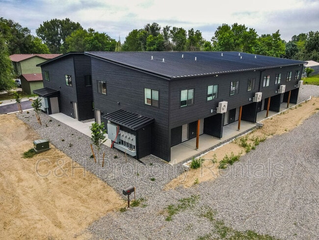 Primary Photo - 218 Reda Ln