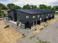 Building Photo - 218 Reda Ln