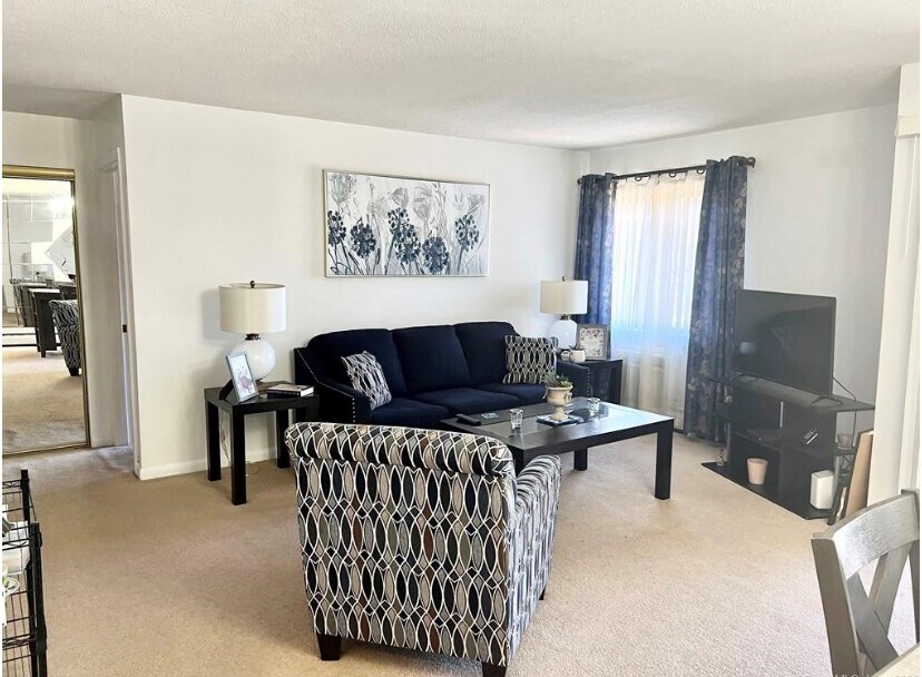 living room - 951 High Path Rd