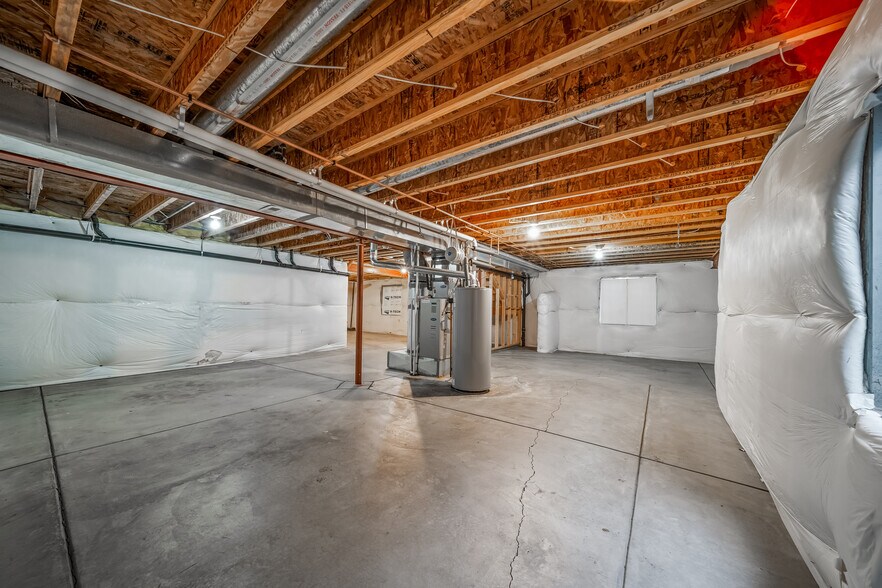 Building Photo - 11598 S Maiden Hair Way