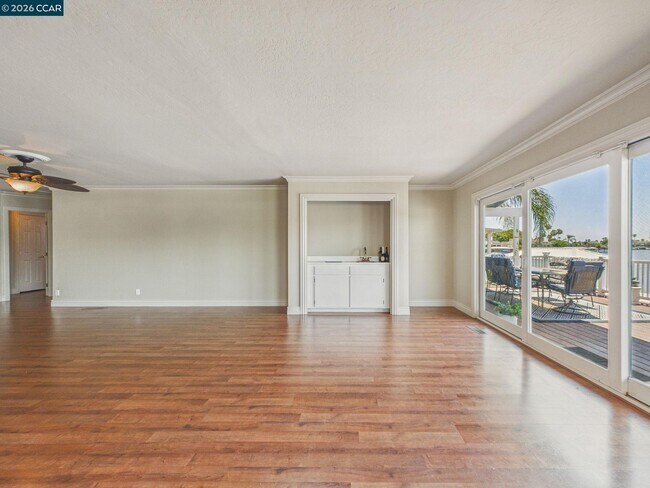 Building Photo - 4910 Cabrillo Point