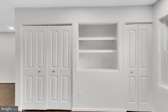 Building Photo - 4224 Kinmount Rd