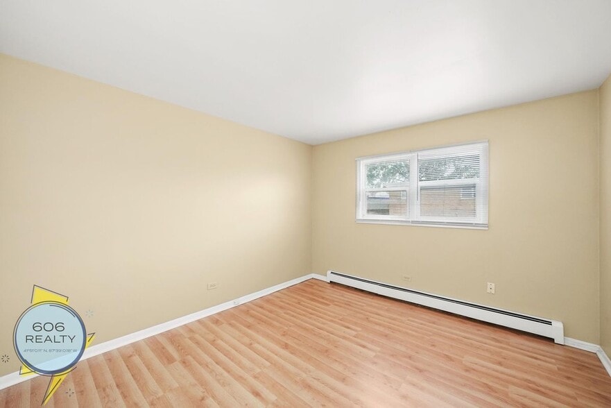 Building Photo - 1213 34th Ave