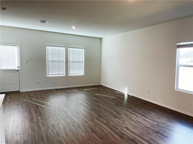 Building Photo - 428 Gabriels Bluff Dr