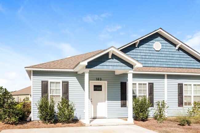 Building Photo - 183 Highlands Glen