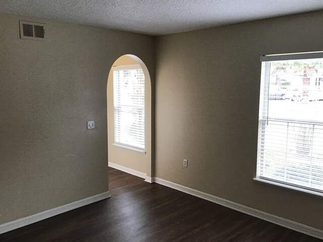 Building Photo - 87164 Kipling Drive