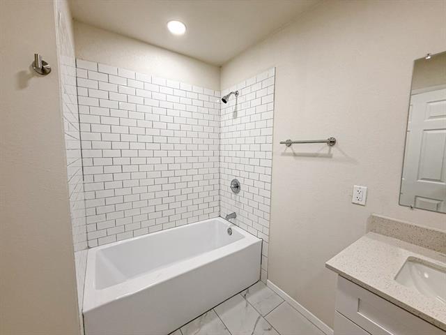 Building Photo - 110 Marigold Dr