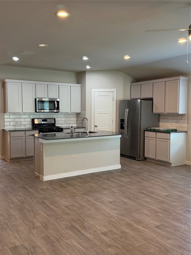 Building Photo - 12378 New River Trl