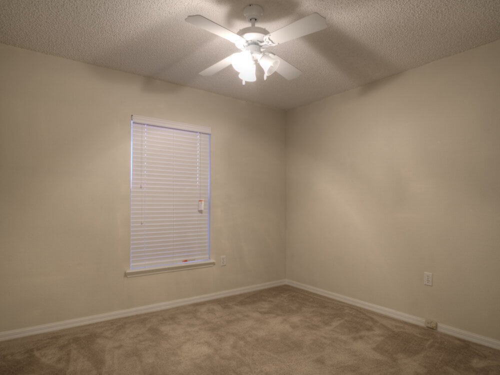 Building Photo - 1615 Dartmouth Dr