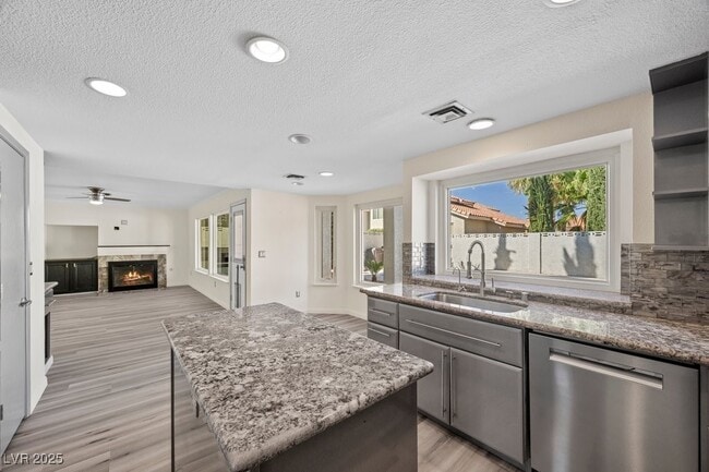 Building Photo - 8420 Haven Brook Ct
