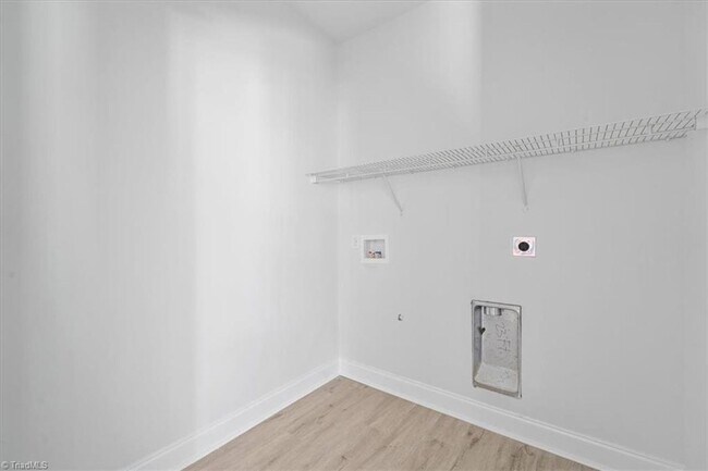 Building Photo - Beautiful New Construction 3 Bed 2.5 Bath For Rent