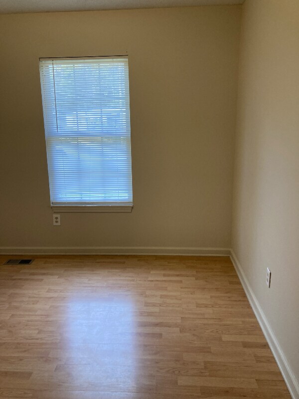 Building Photo - 1709 Daytona Ct