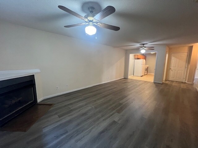 Building Photo - 623 Walker Ave