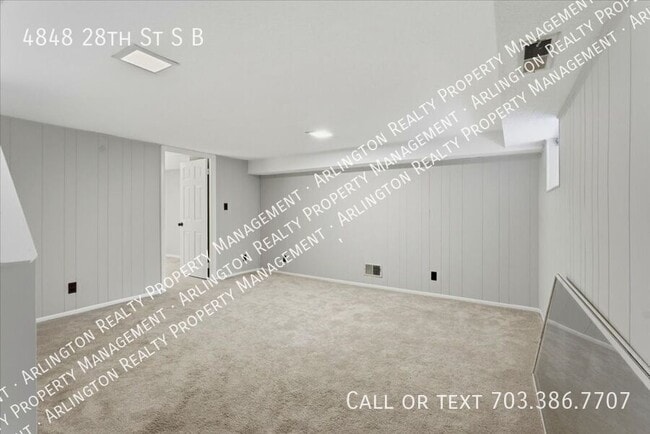 Building Photo - 4848 S 28th St