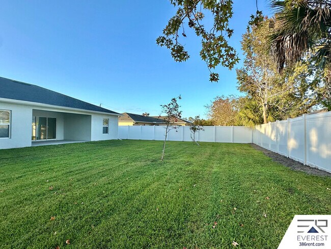 Building Photo - 17 Prestwick Ln