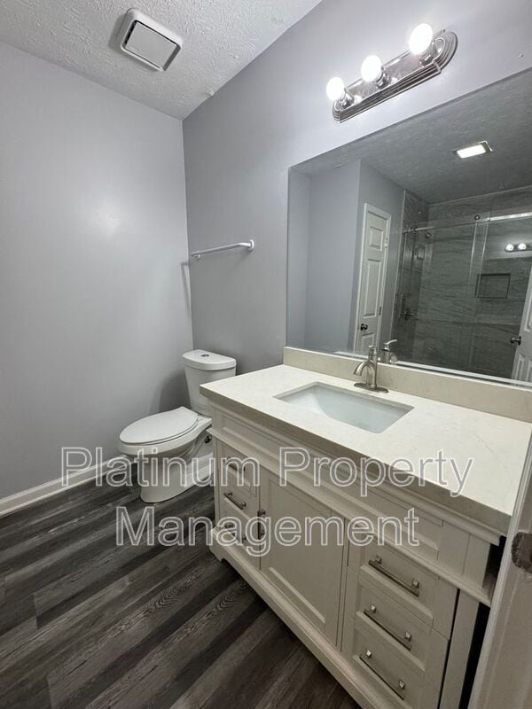 Building Photo - 4798 Rock Island Ln NW