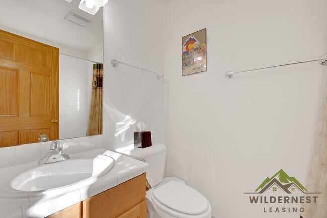 Building Photo - WINTER RENTAL-Beautiful 2 Bedroom Townhome Near Shops/Dining with Garage in Frisco, utilities inc...