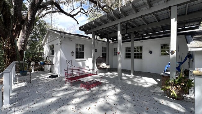 Building Photo - 2836 Ionic Ave