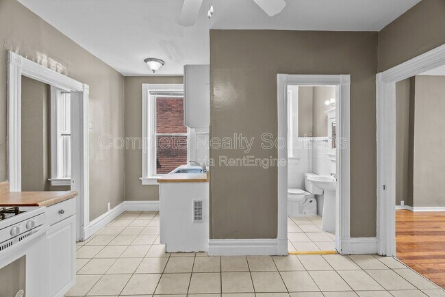 Building Photo - 4109 Hartford St