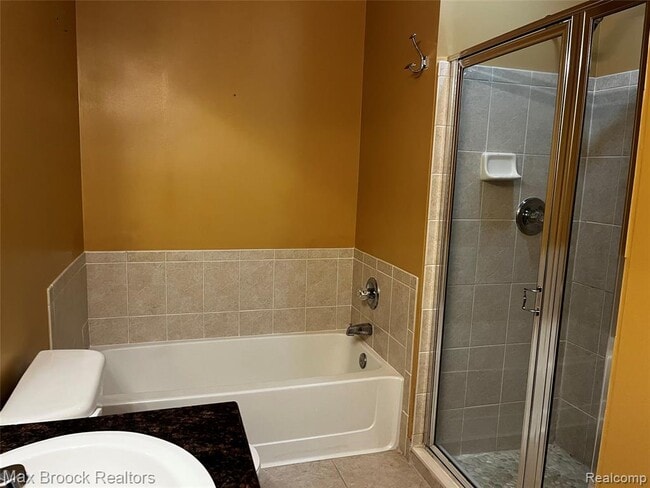 Building Photo - 3177 Newbury Pl