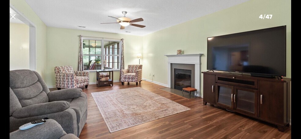 Building Photo - 435 Smallwood Dr
