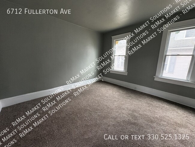 Building Photo - 6712 Fullerton Ave