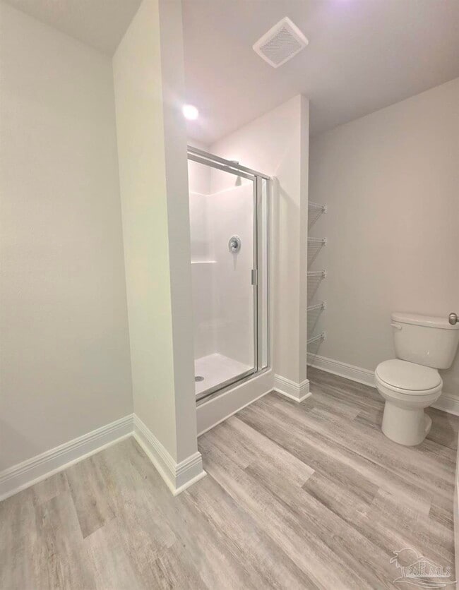 Building Photo - 1306 Leeway Dr
