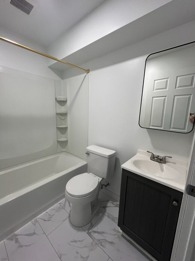 Building Photo - 13166 Indigo Ct