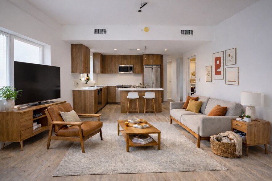 Building Photo - 2233 Fillmore St