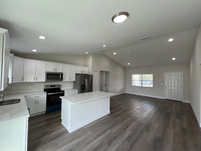 Building Photo - Lovely 3 Bedroom, 2 Bathroom Home in Ocala!!!