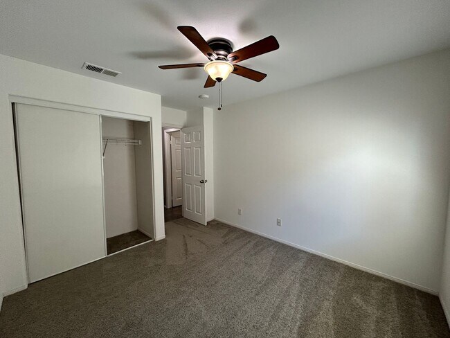 Building Photo - 29410 Falling Leaf Dr