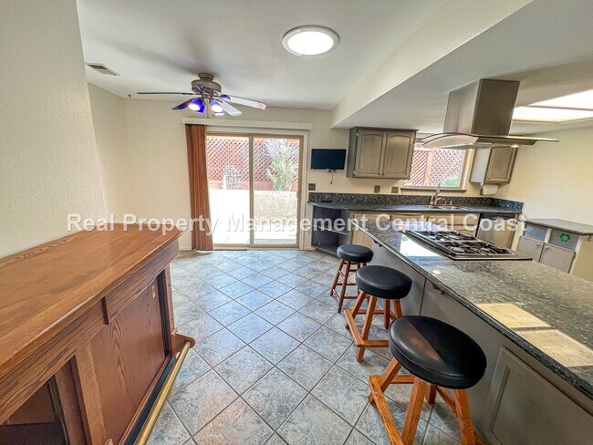 Building Photo - LEASE PENDING - Spacious Home in Nipomo - ...