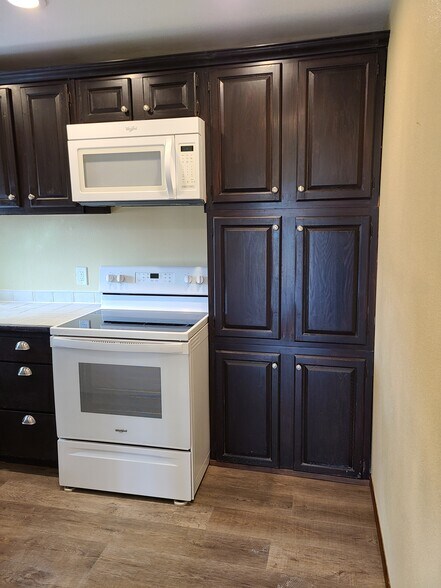 Building Photo - 120 Wisp Creek Dr
