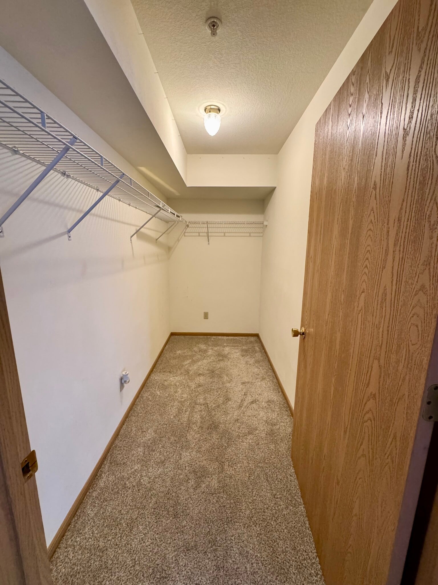 Building Photo - 4600 Grand Ave