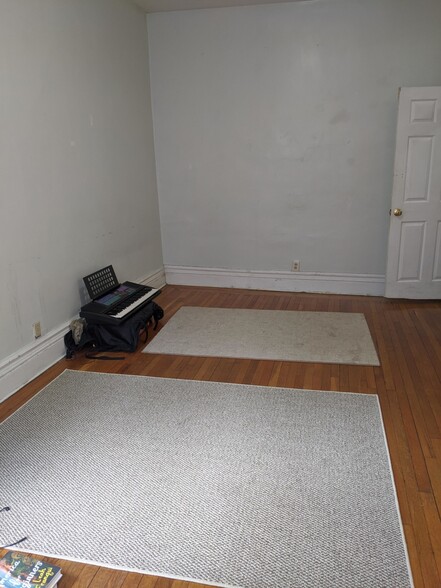 Building Photo - 80 Fenway