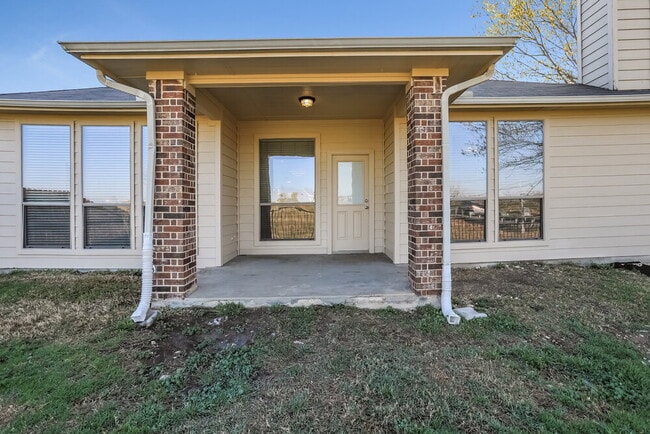 Building Photo - 10701 Hawks Landing Rd