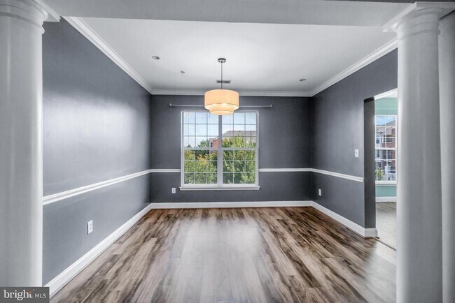 Building Photo - 5900 Great Star Dr