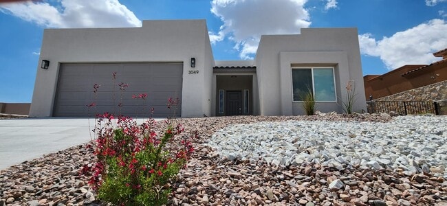 Building Photo - 3049 Chippewa Summit