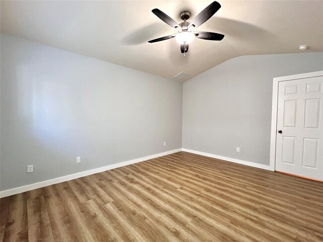 Building Photo - 1517 Big Thicket Dr