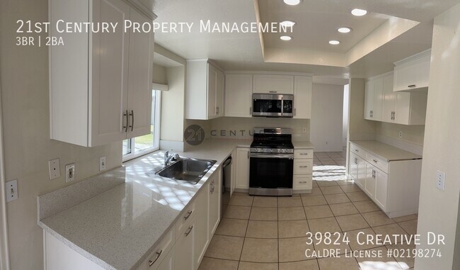 Building Photo - 39824 Creative Dr