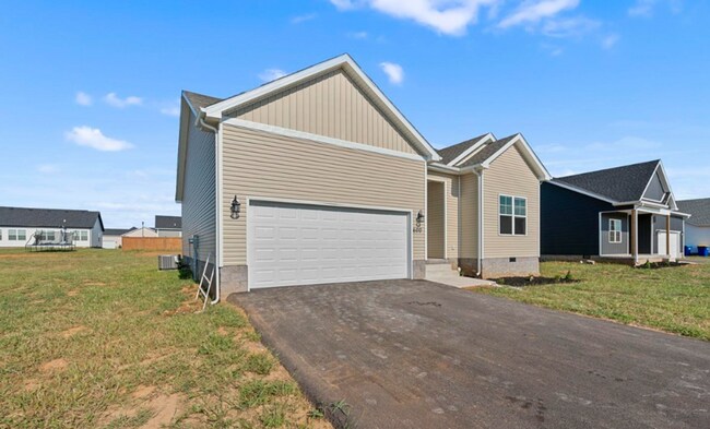 Building Photo - 600 Victoria Wy