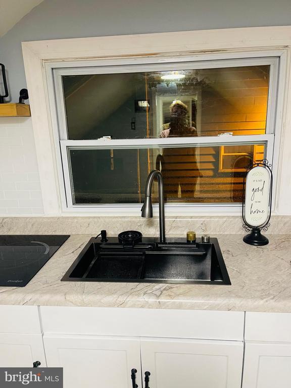 Building Photo - 2326 Fairview St