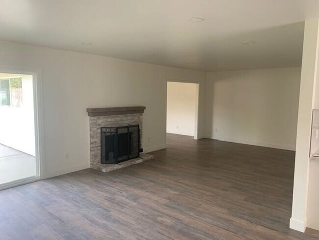 Building Photo - 9105 Feather River Way