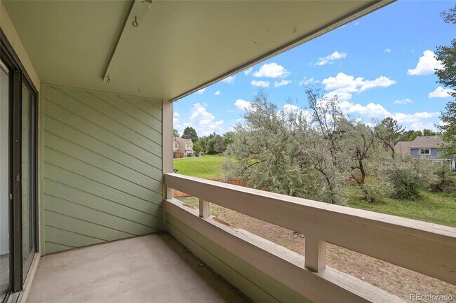 Building Photo - 14120 E Temple Dr
